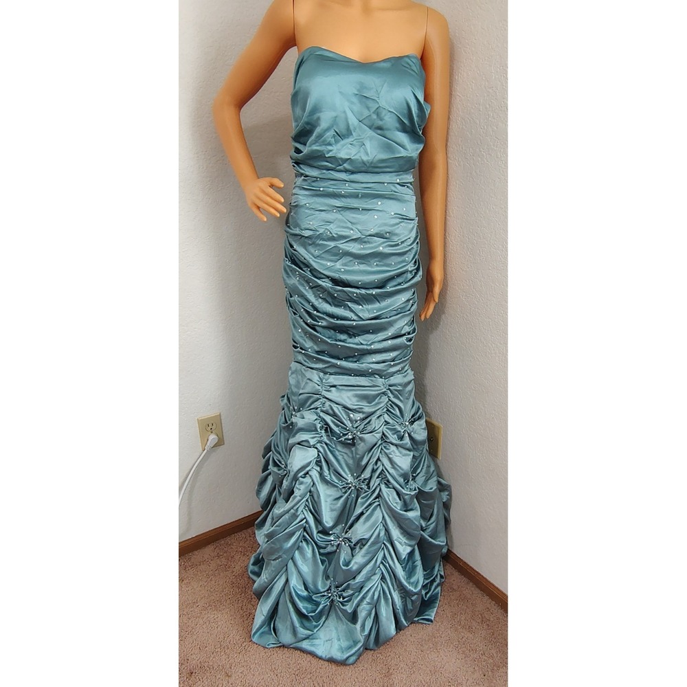 Vintage Von Lancelot Light Blue Prom Bridal Bridesmaid Dress Gown Size 12 - NWT